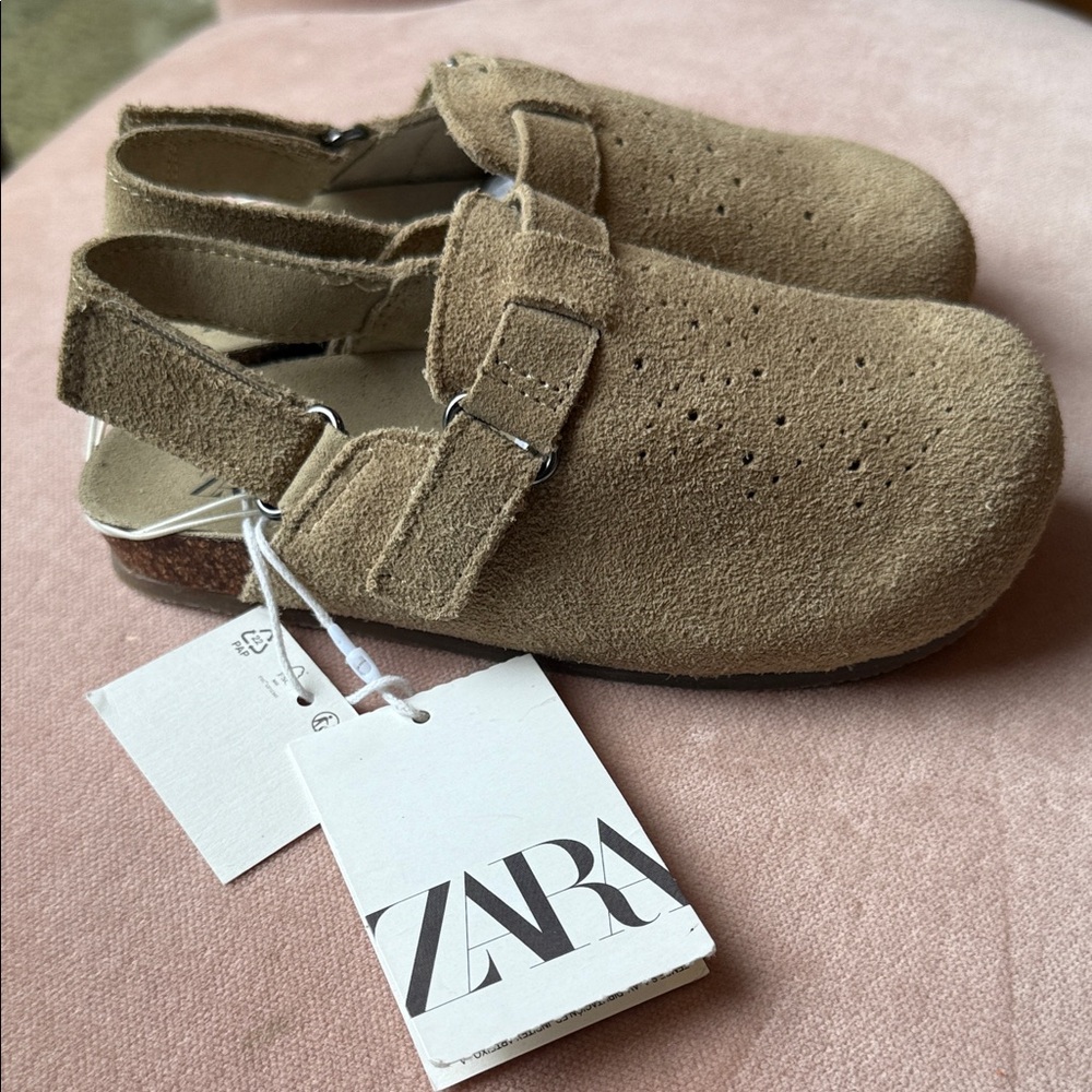 ZARA KIDS | Leather Clogs in Sand Brown | Little Girl Size 9.5/26 - Picture 5 of 10
